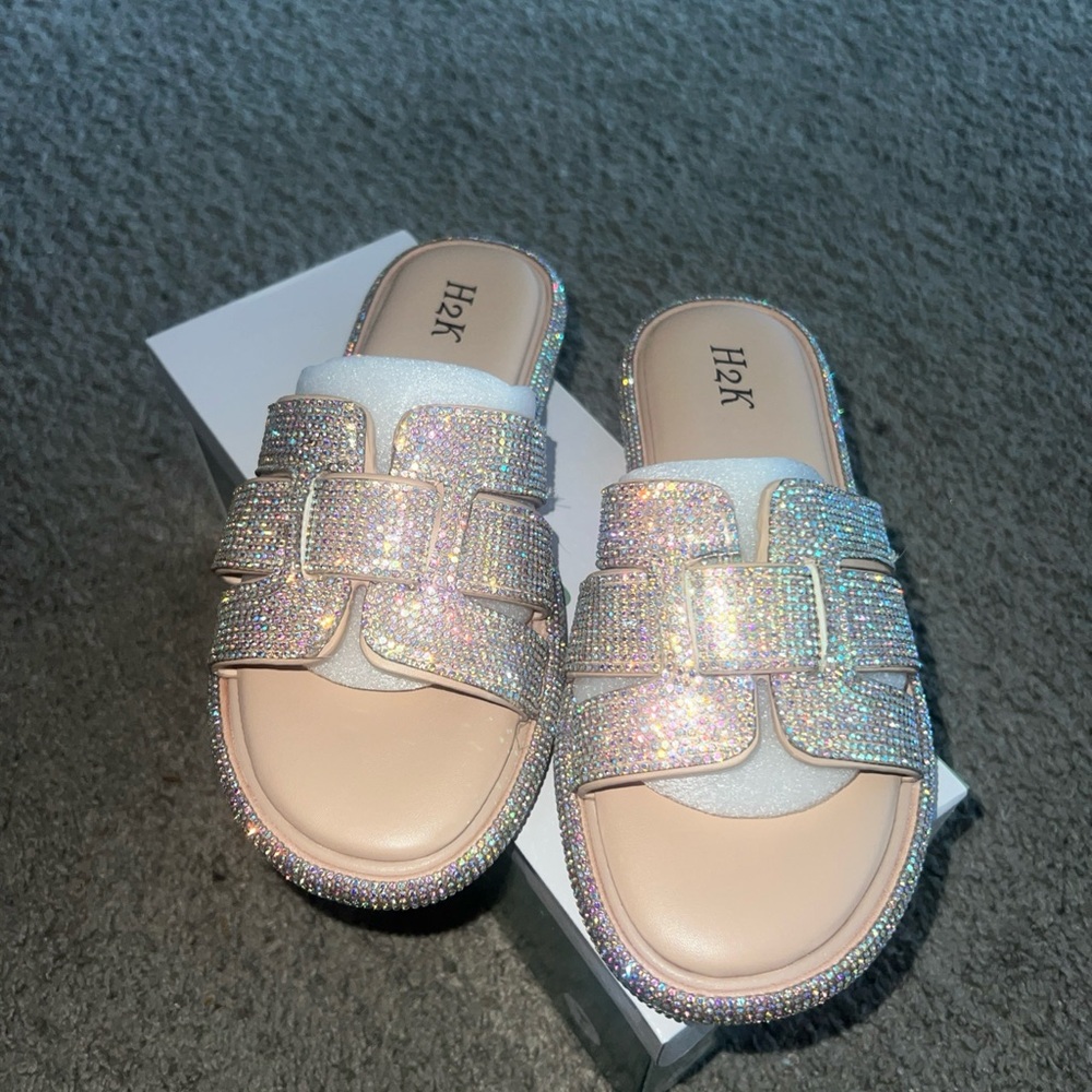 Women’s Glitter Slide Sandals - Silver and Cream size 9